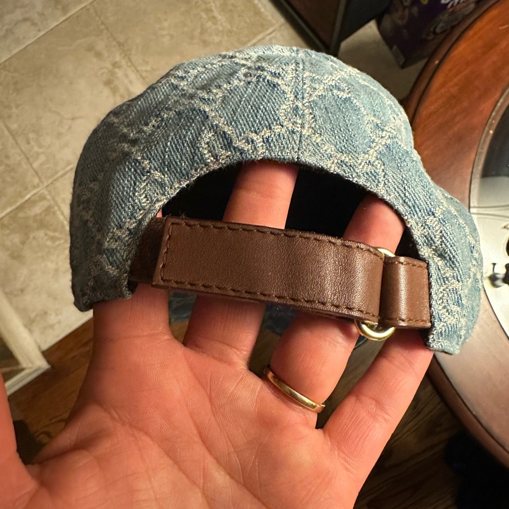 Women’s Gucci hat - Picture 2 of 6